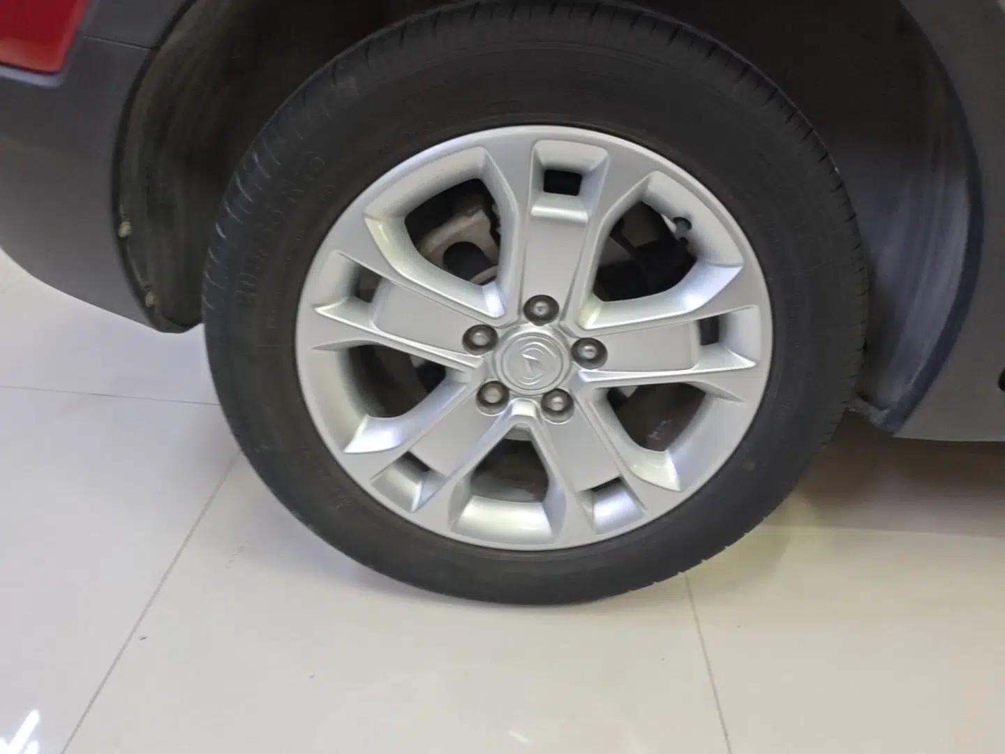 CHANGAN CS15 2016 1.5L Manual Fashion Edition — миниатюра 10