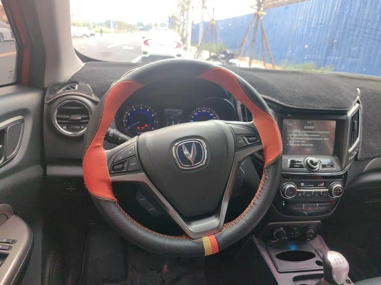 CHANGAN CS15 2016 1.5L Manual Luxury Edition — миниатюра 7