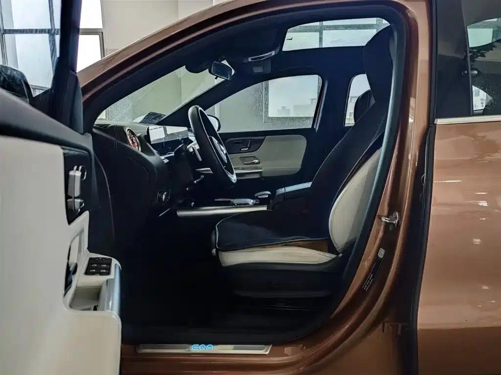 Mercedes-Benz EQA 2022 EQA 300 4MATIC First Edition — миниатюра 19