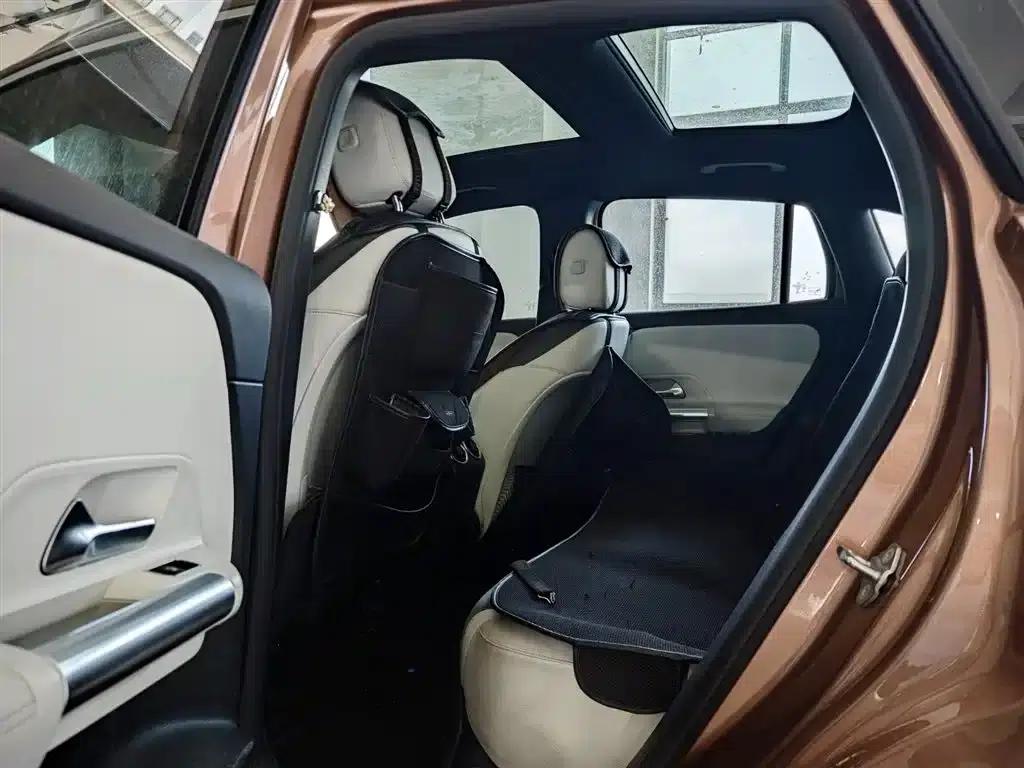 Mercedes-Benz EQA 2022 EQA 300 4MATIC First Edition — миниатюра 24