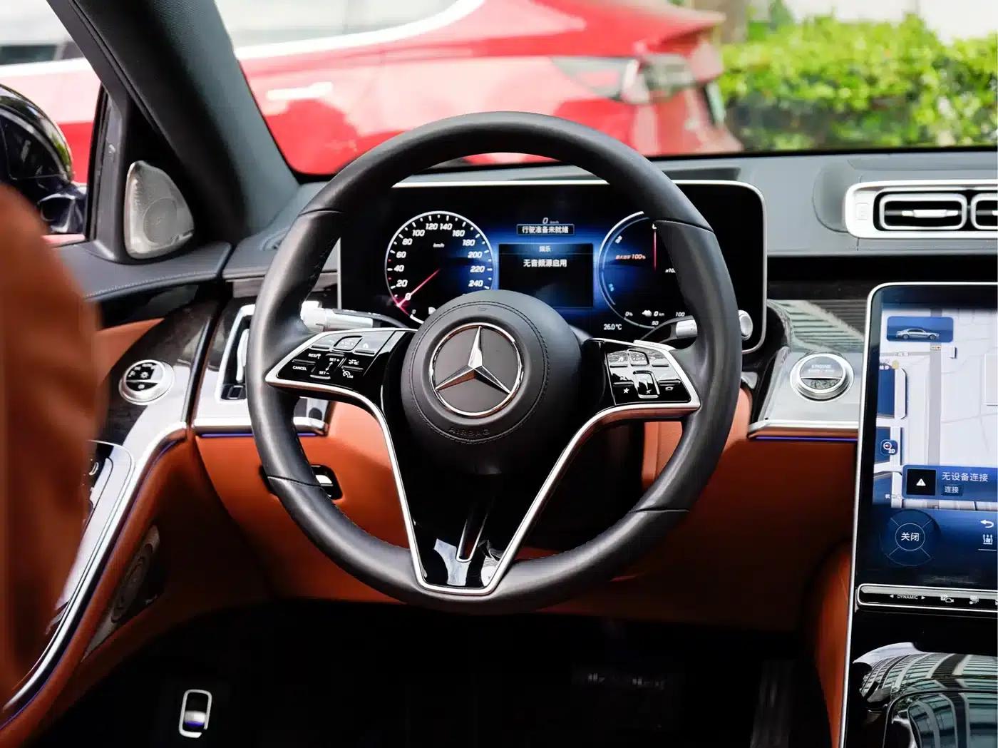 Mercedes-Benz S-Class PHEV 2023 S 450 e L Plug-in Hybrid Sedan — миниатюра 17