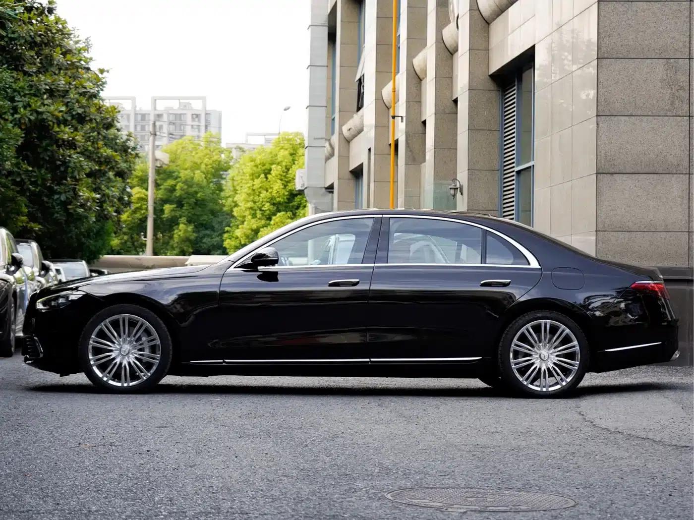 Mercedes-Benz S-Class PHEV 2023 S 450 e L Plug-in Hybrid Sedan — миниатюра 3