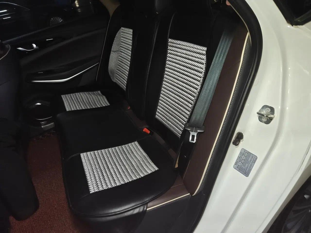 CHANGAN Raeton CC 2018 1.5T Manual Luxury Model China V Standard — миниатюра 18