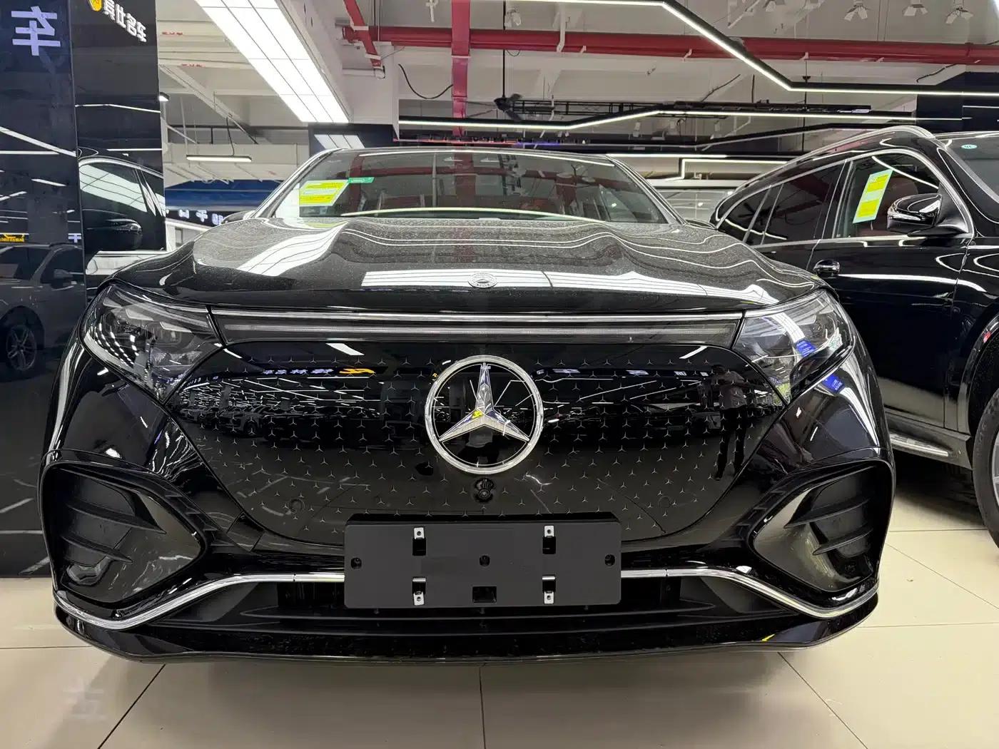Mercedes-Benz EQS SUV 2025 500 4MATIC — миниатюра 1