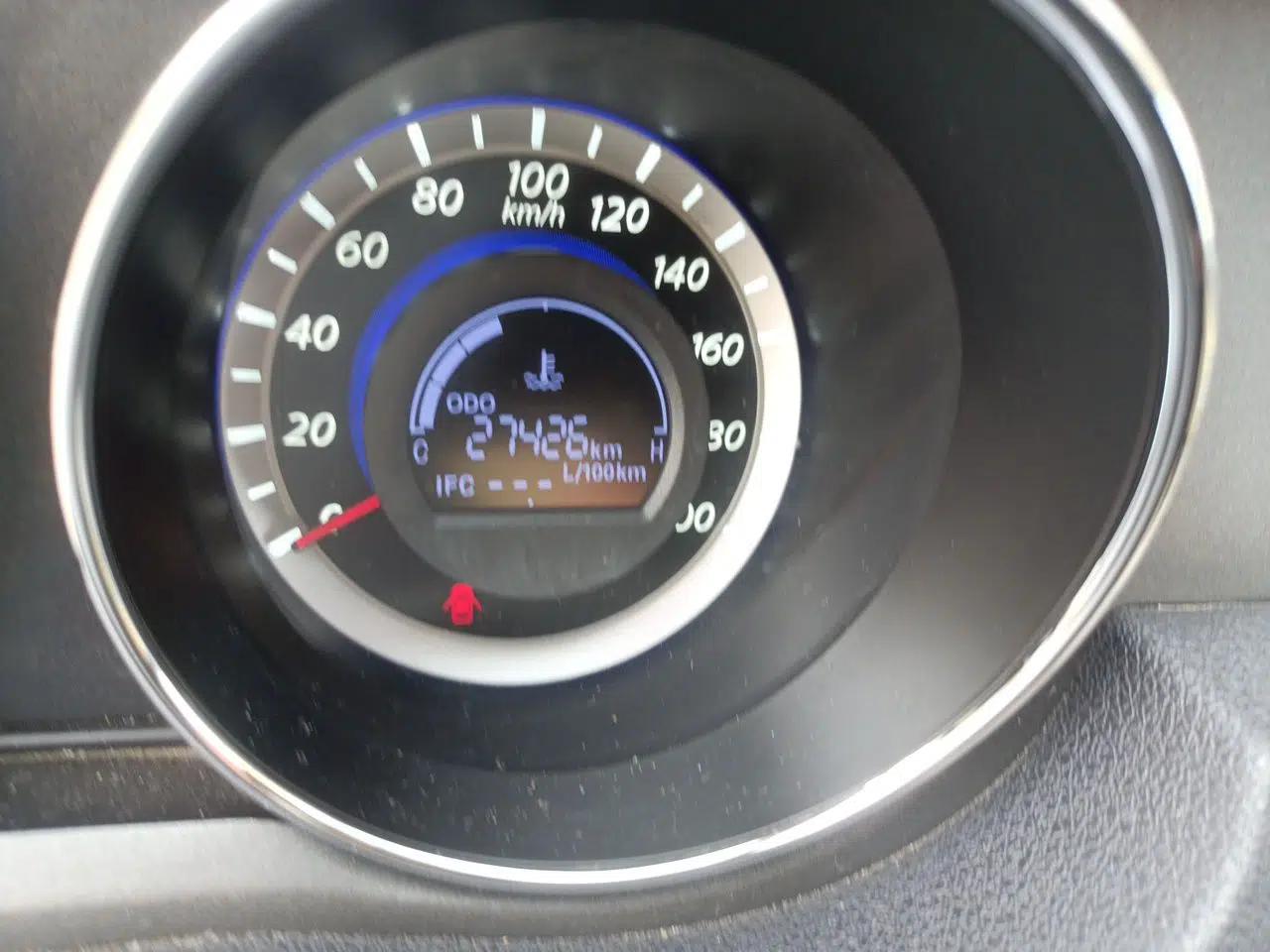 Great Wall C30 2013 1.5L Manual Luxury Model — миниатюра 13