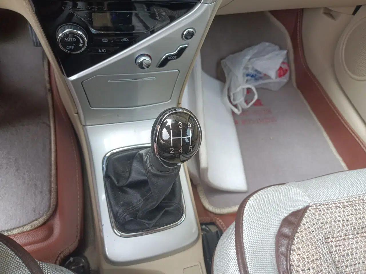 Great Wall C30 2013 1.5L Manual Luxury Model — миниатюра 15