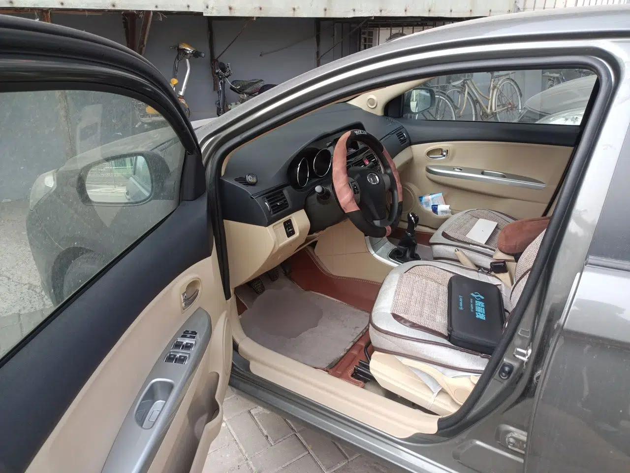 Great Wall C30 2013 1.5L Manual Luxury Model — миниатюра 17