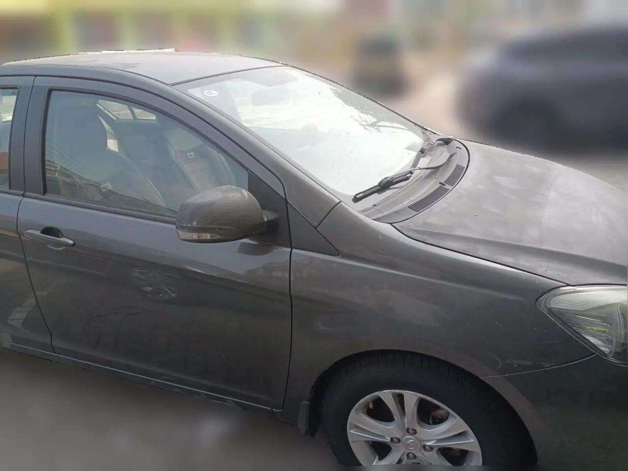 Great Wall C30 2013 1.5L Manual Luxury Model — миниатюра 3