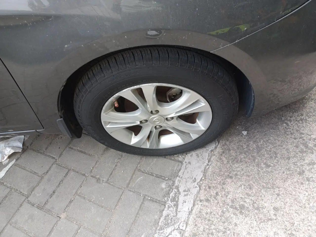 Great Wall C30 2013 1.5L Manual Luxury Model — миниатюра 8