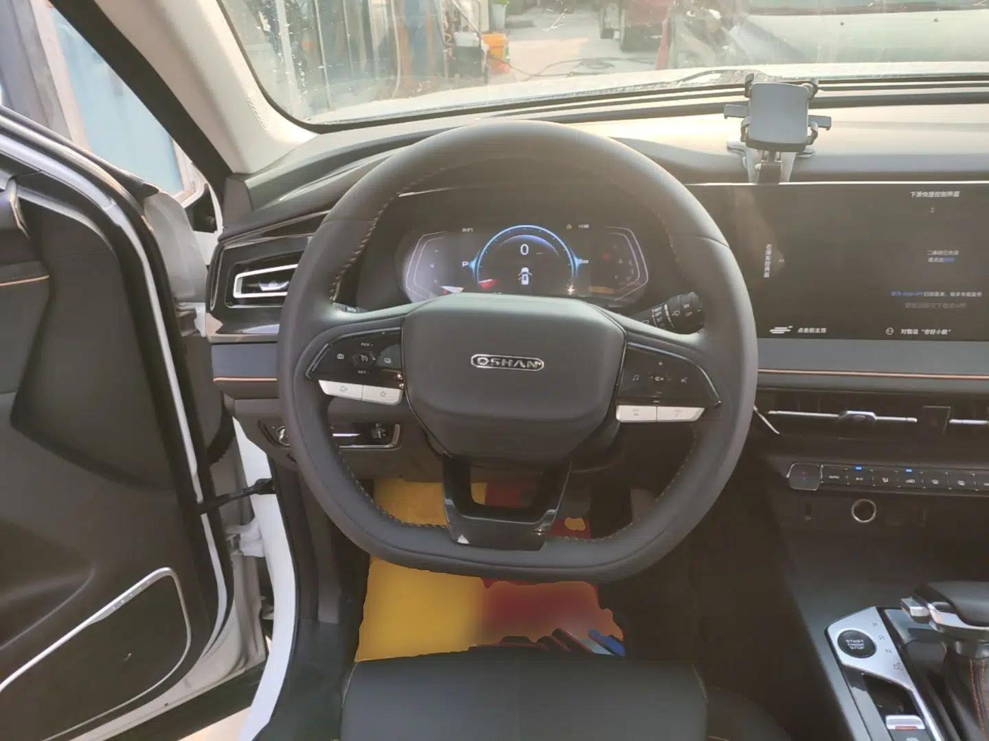 CHANGAN OSHAN X7 PLUS 2023 Enjoy Edition 1.5T Automatic Prestige Model — миниатюра 10