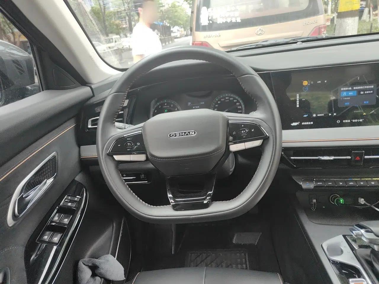 CHANGAN OSHAN X7 PLUS 2023 Enjoy Edition 1.5T Automatic Smart Edition 7-Seater — миниатюра 11