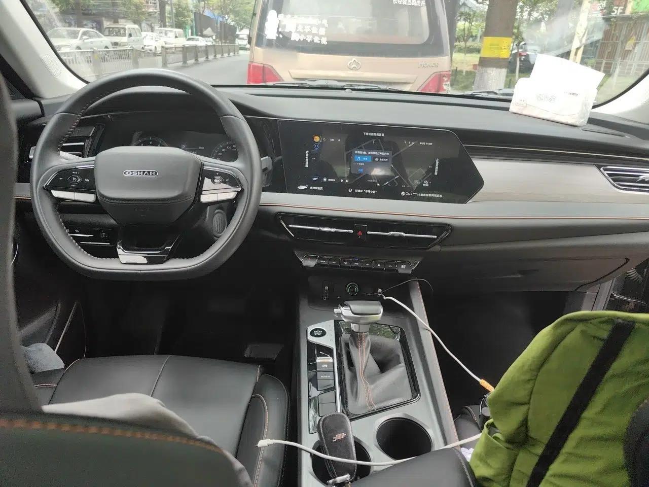 CHANGAN OSHAN X7 PLUS 2023 Enjoy Edition 1.5T Automatic Smart Edition 7-Seater — миниатюра 10