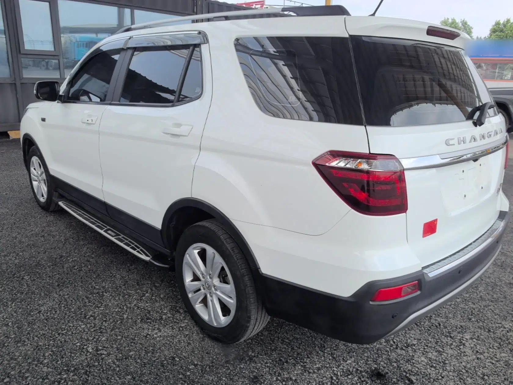 CHANGAN OSHAN CX70 2017 CX70T 1.5T Automatic Luxury Edition — миниатюра 4