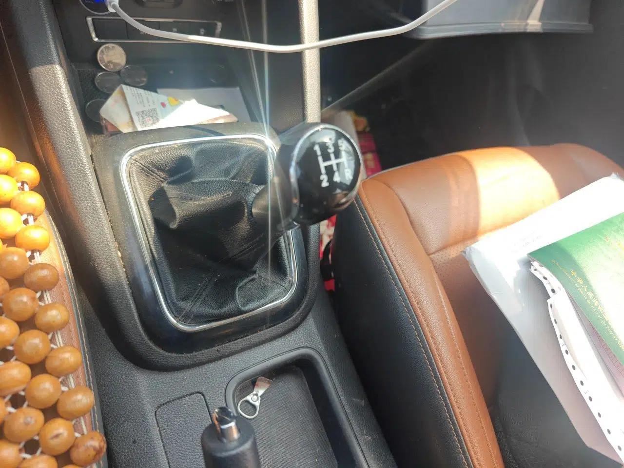 CHANGAN OSHAN CX70 2016 1.6L Manual Luxury Model — миниатюра 15