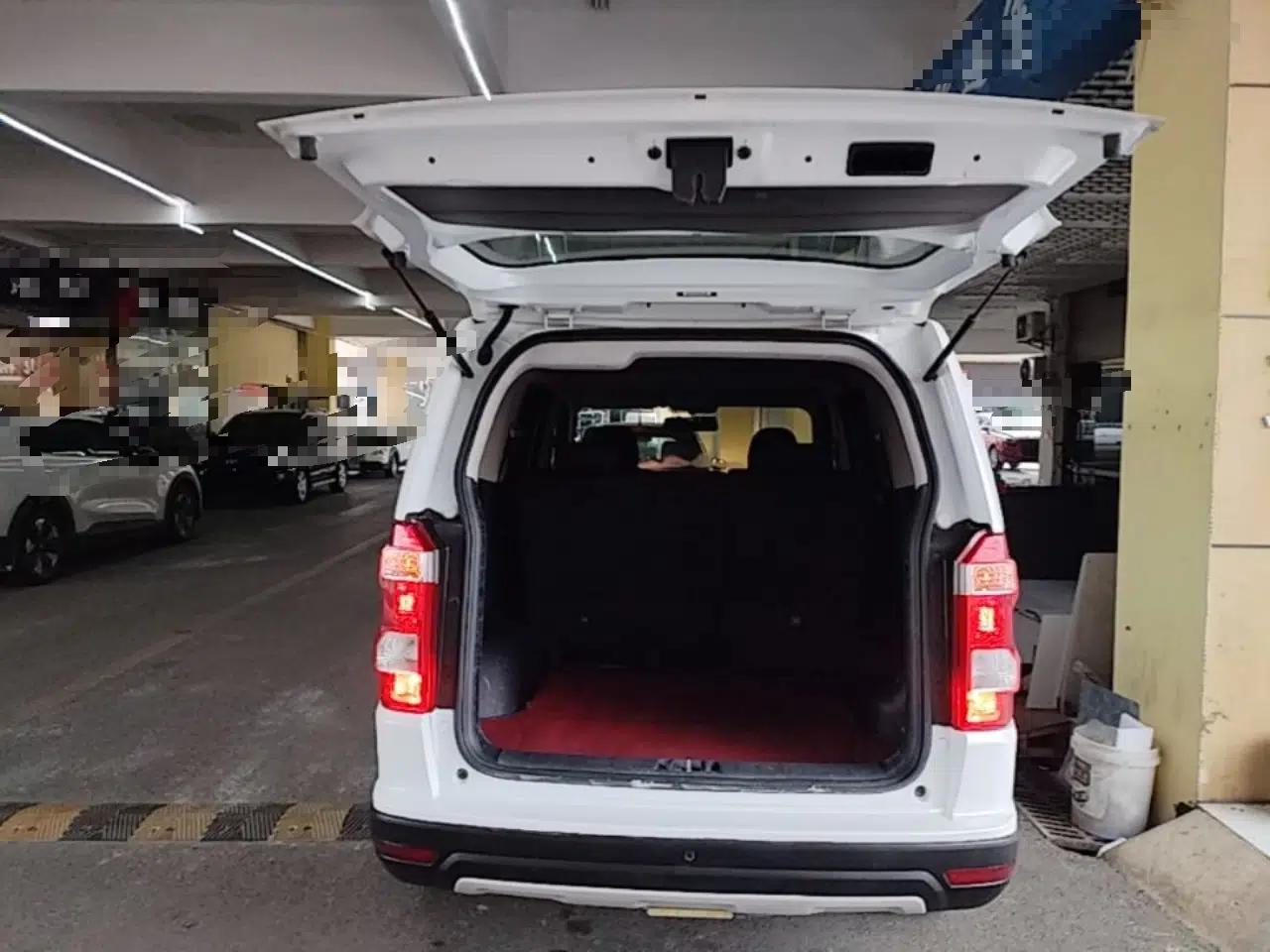 CHANGAN OSHAN X70A 2018 1.5L Manual Base Version — миниатюра 22