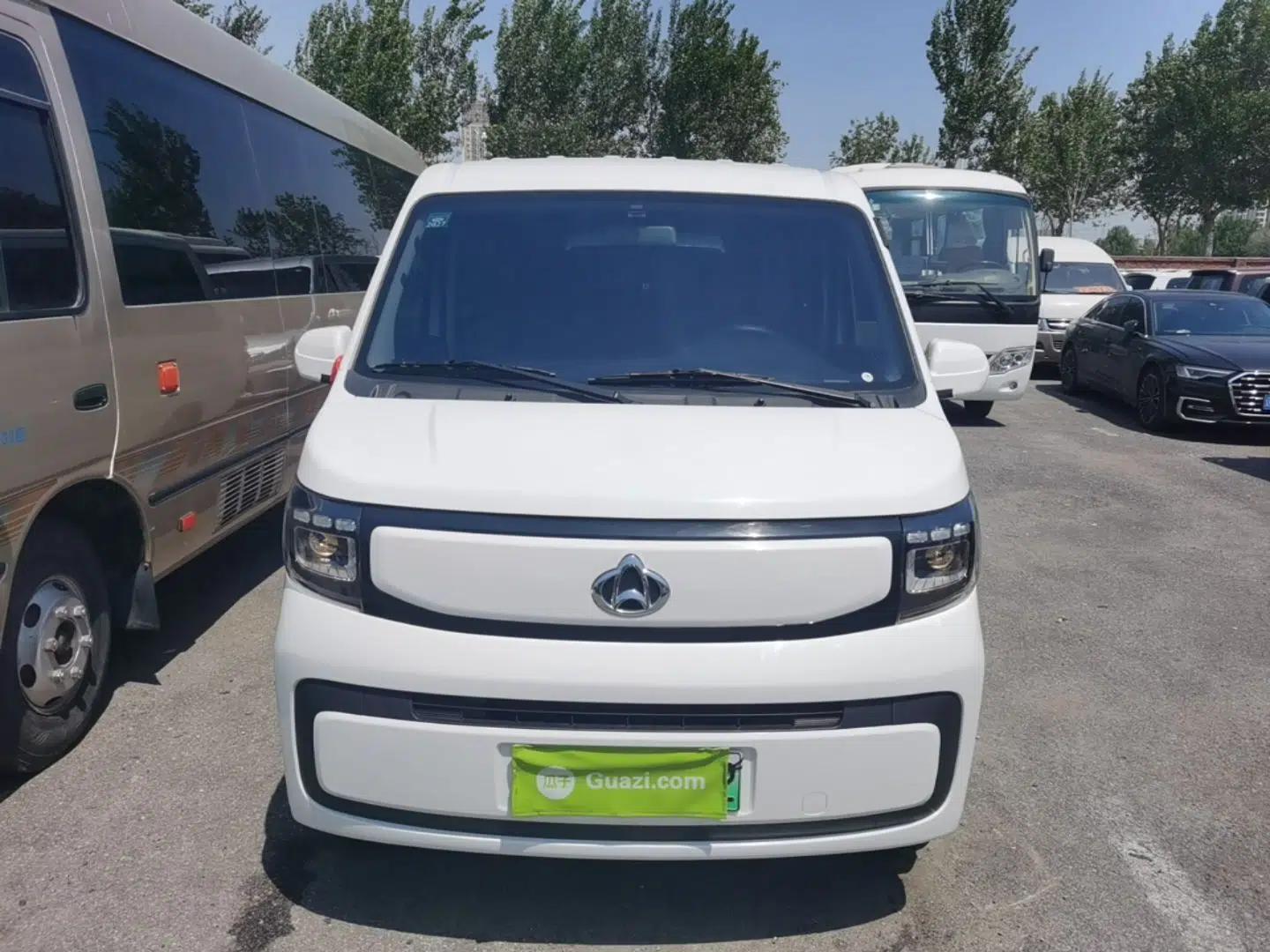 CHANGAN KAICHENG Ruixing EM80 2025 Passenger Version Comfort Model 6 Seats 300 km Liftback Door — миниатюра 2