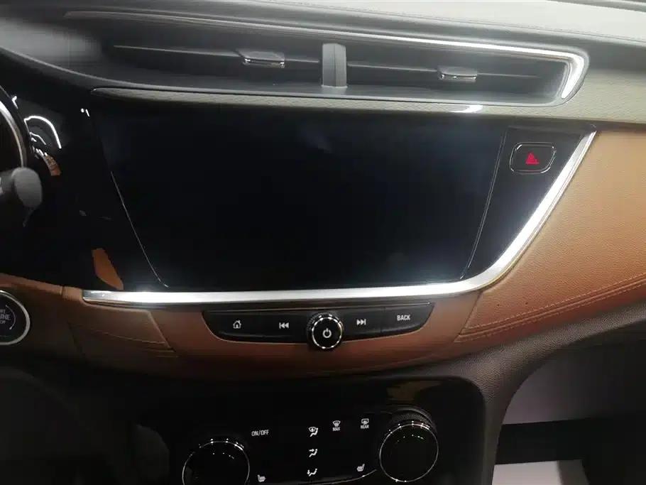 Encore GX 2020 20T Automatic AWD All-Around Flagship — миниатюра 13
