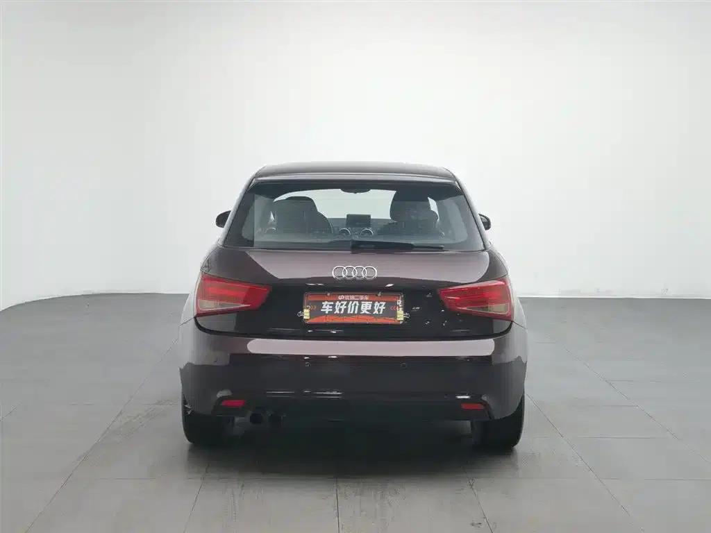Audi A1 2014 30 TFSI Fashion Edition — миниатюра 4