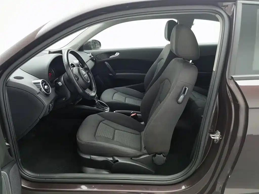 Audi A1 2014 30 TFSI Fashion Edition — миниатюра 10