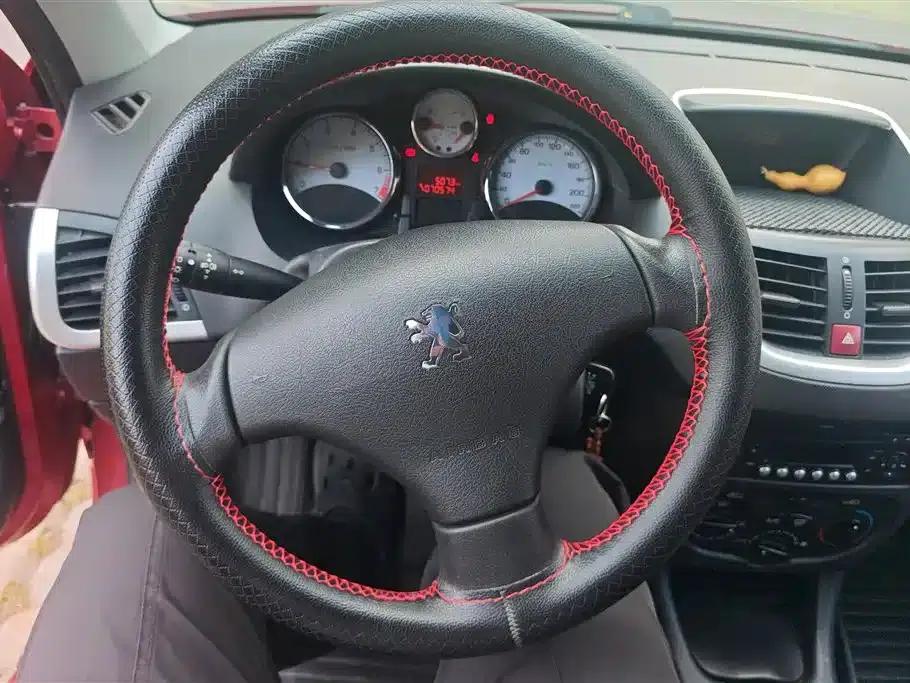 Peugeot 207 2011 Hatchback 1.4L Manual Comfort Edition — миниатюра 15
