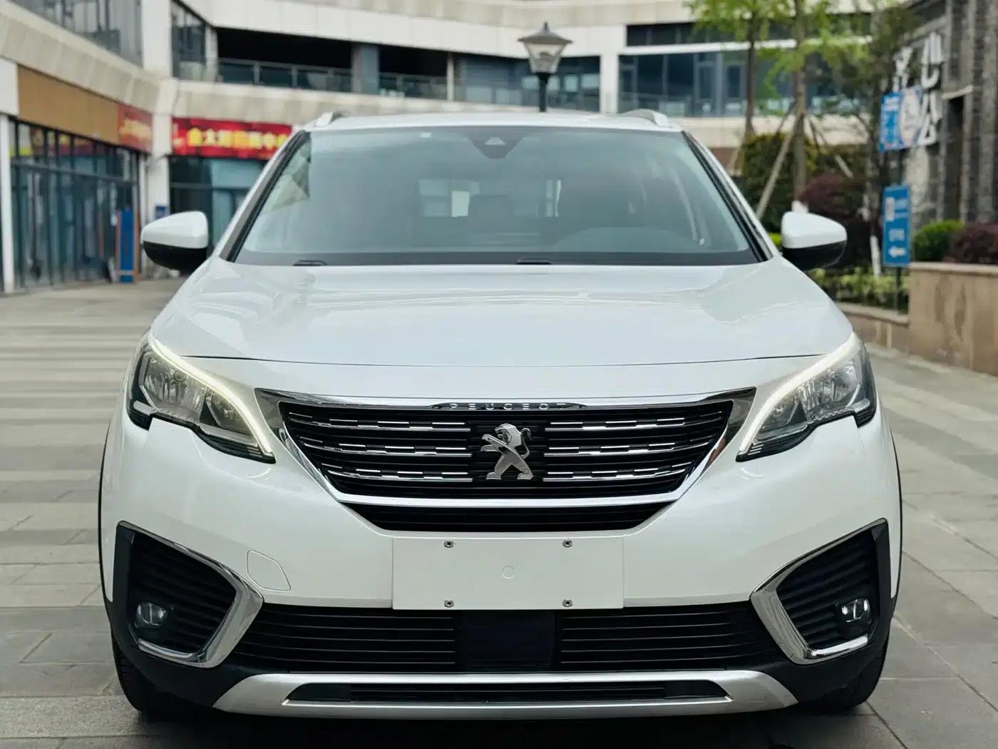 Peugeot 5008 2017 380THP 7-seater Unlimited Edition — миниатюра 2