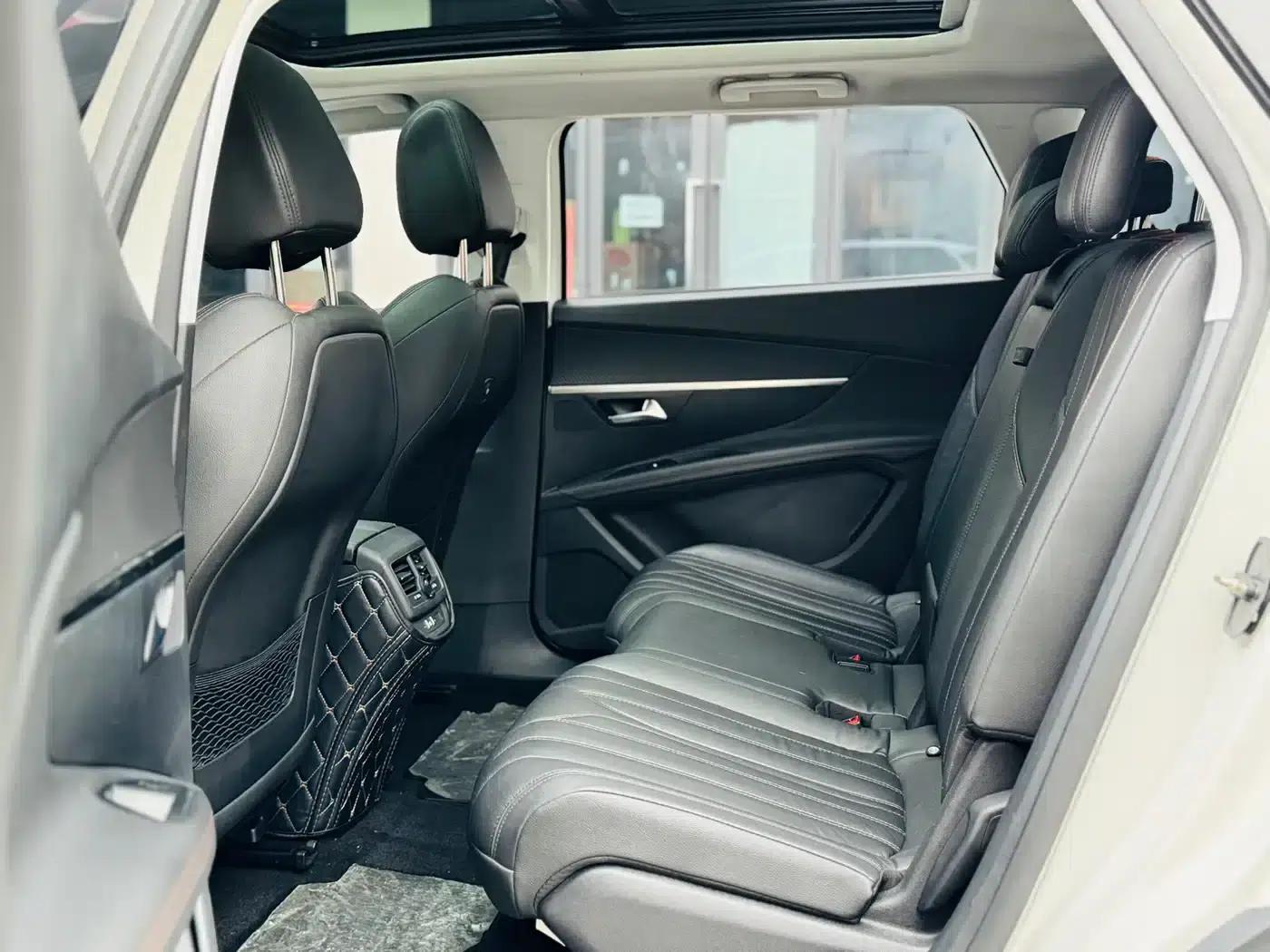 Peugeot 5008 2017 380THP 7-seater Unlimited Edition — миниатюра 12