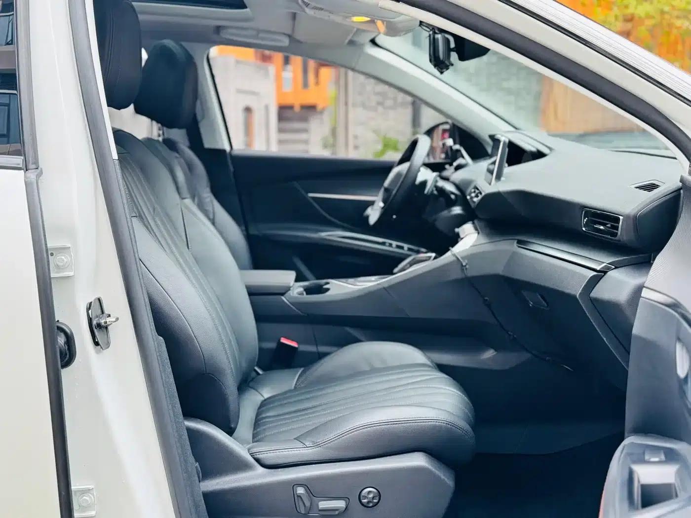 Peugeot 5008 2017 380THP 7-seater Unlimited Edition — миниатюра 13
