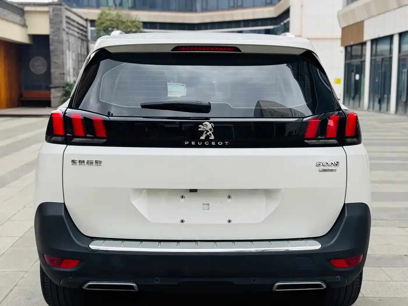 Peugeot 5008 2017 380THP 7-seater Unlimited Edition — миниатюра 7