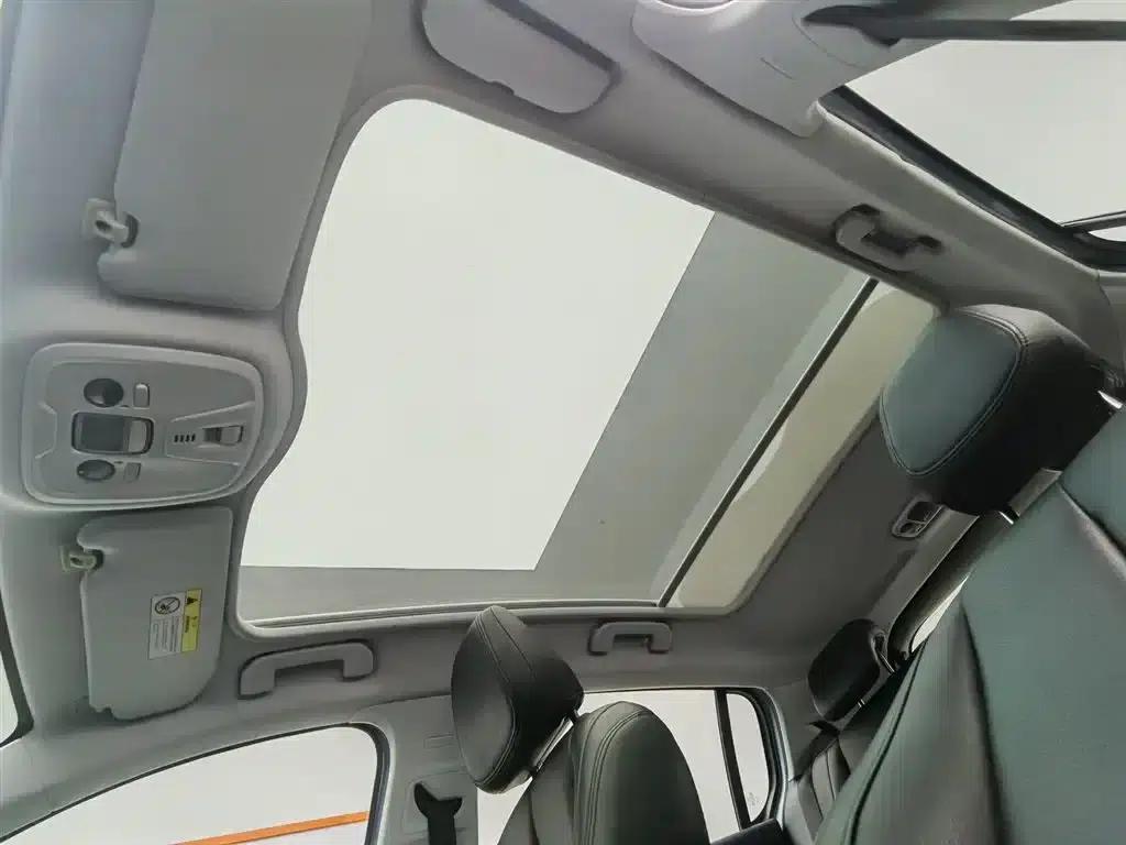 Peugeot 308S 2015 1.2T Automatic Sporty Edition — миниатюра 14