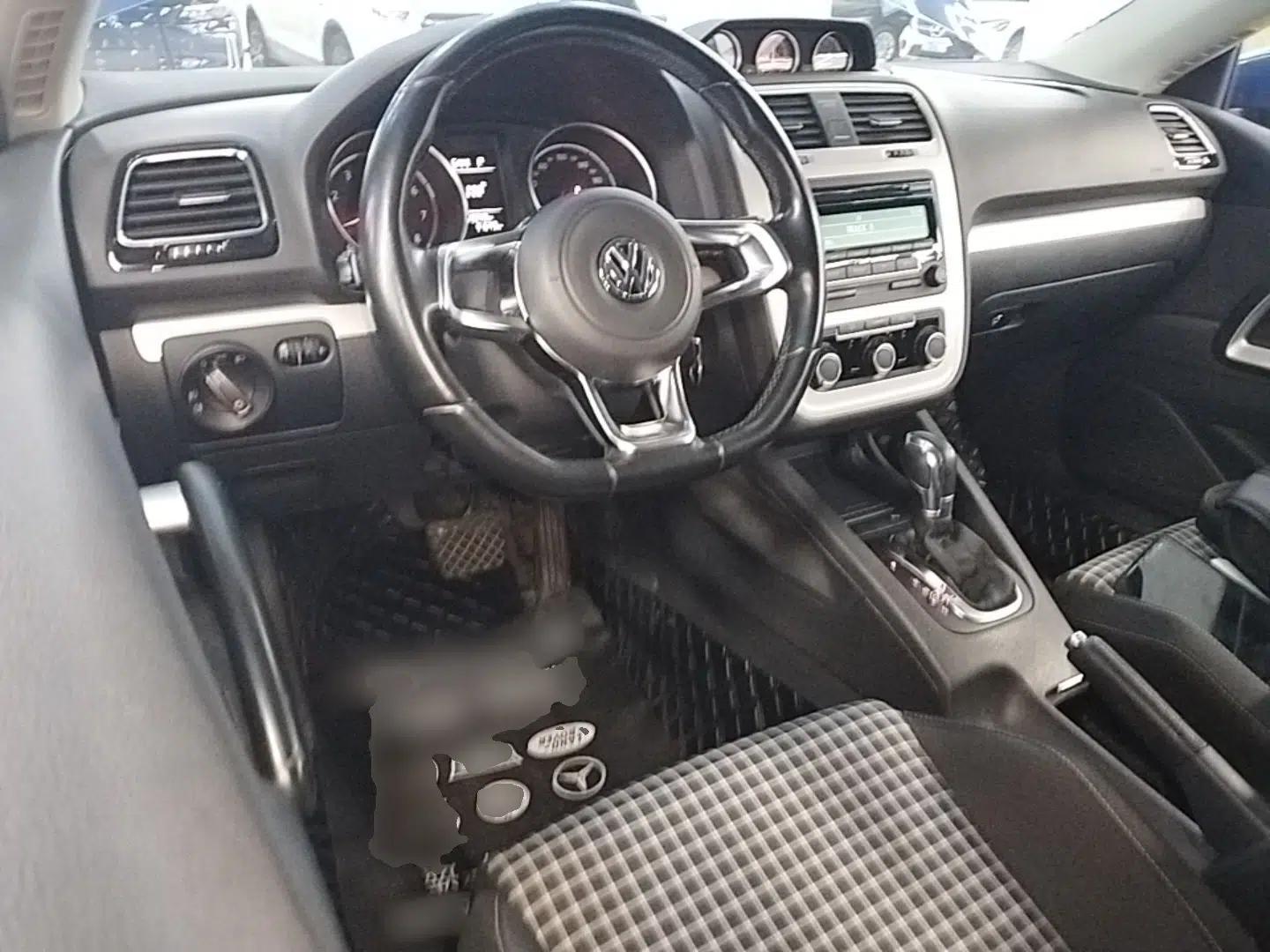 Volkswagen Scirocco 2015 1.4TSI Fashion Edition — миниатюра 13