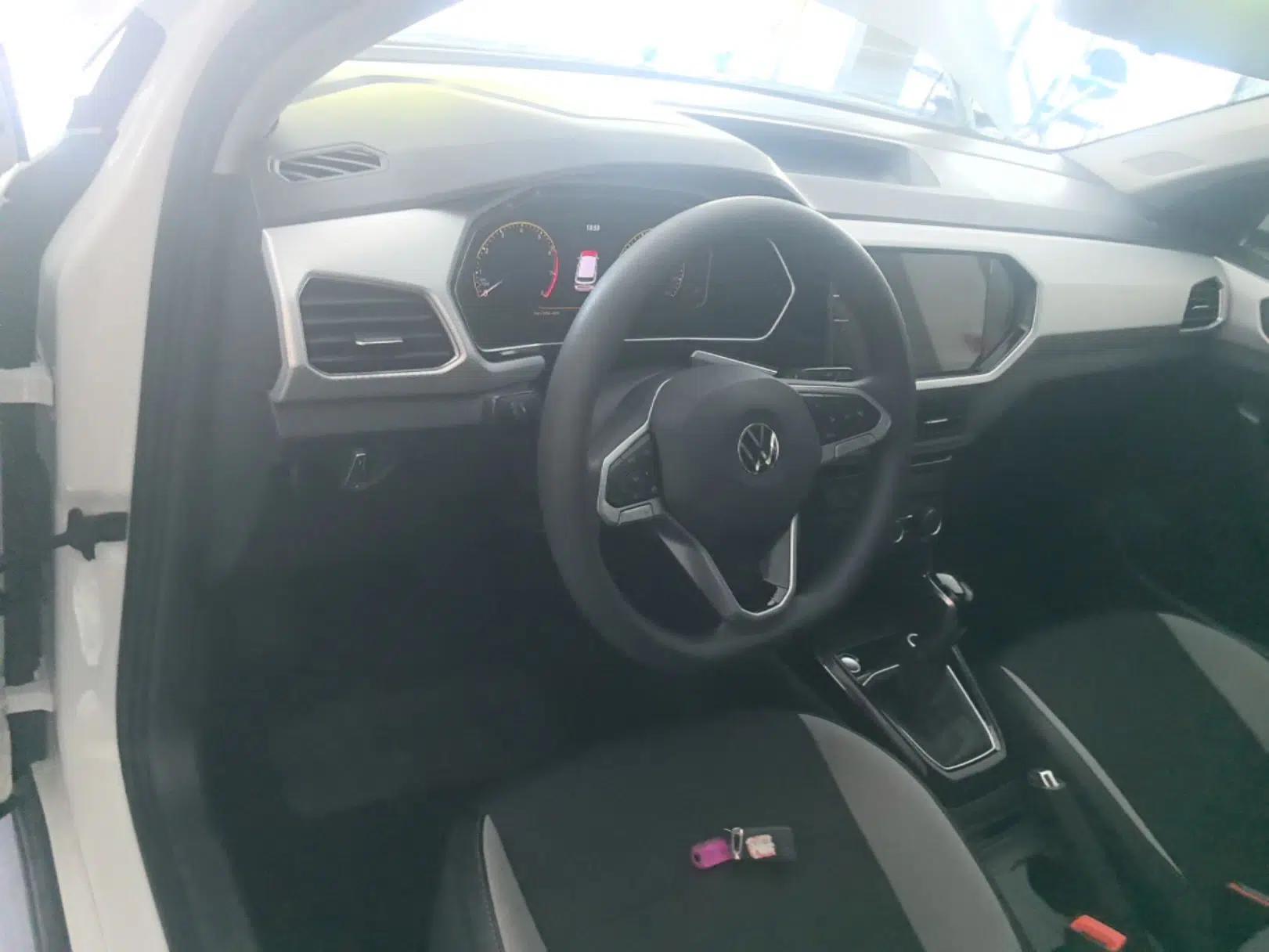 Volkswagen Tacqua 2023 200TSI DSG Joy-Connect Edition — миниатюра 13