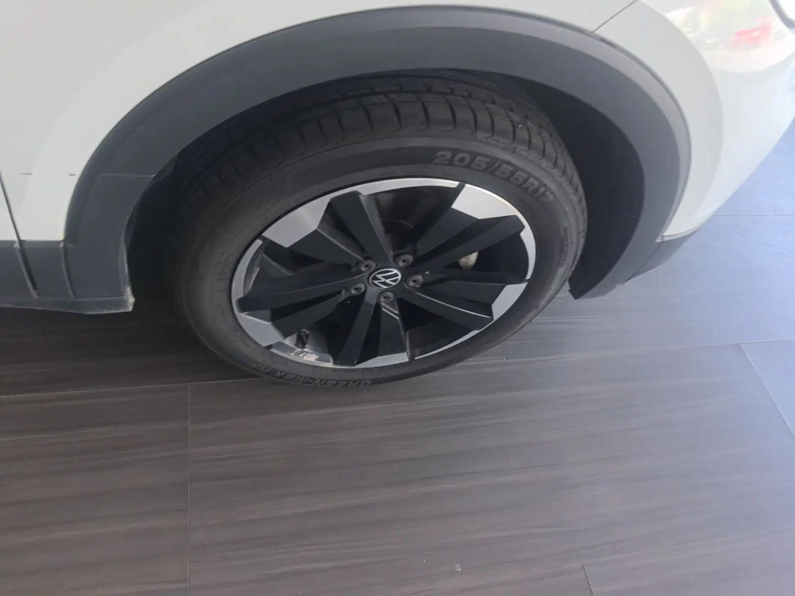 Volkswagen Tacqua 2023 200TSI DSG Joy-Connect Edition — миниатюра 10