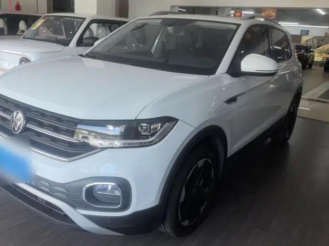 Volkswagen Tacqua 2023 200TSI DSG Joy-Connect Edition
