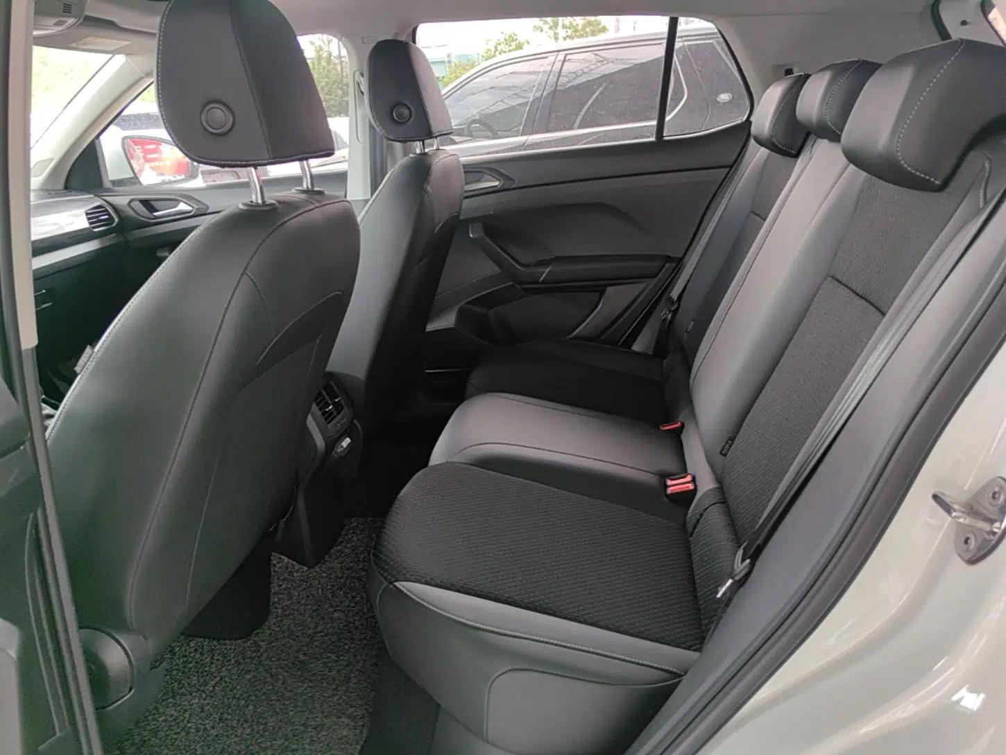 Volkswagen Tacqua 2020 1.5L Automatic Yue — миниатюра 19