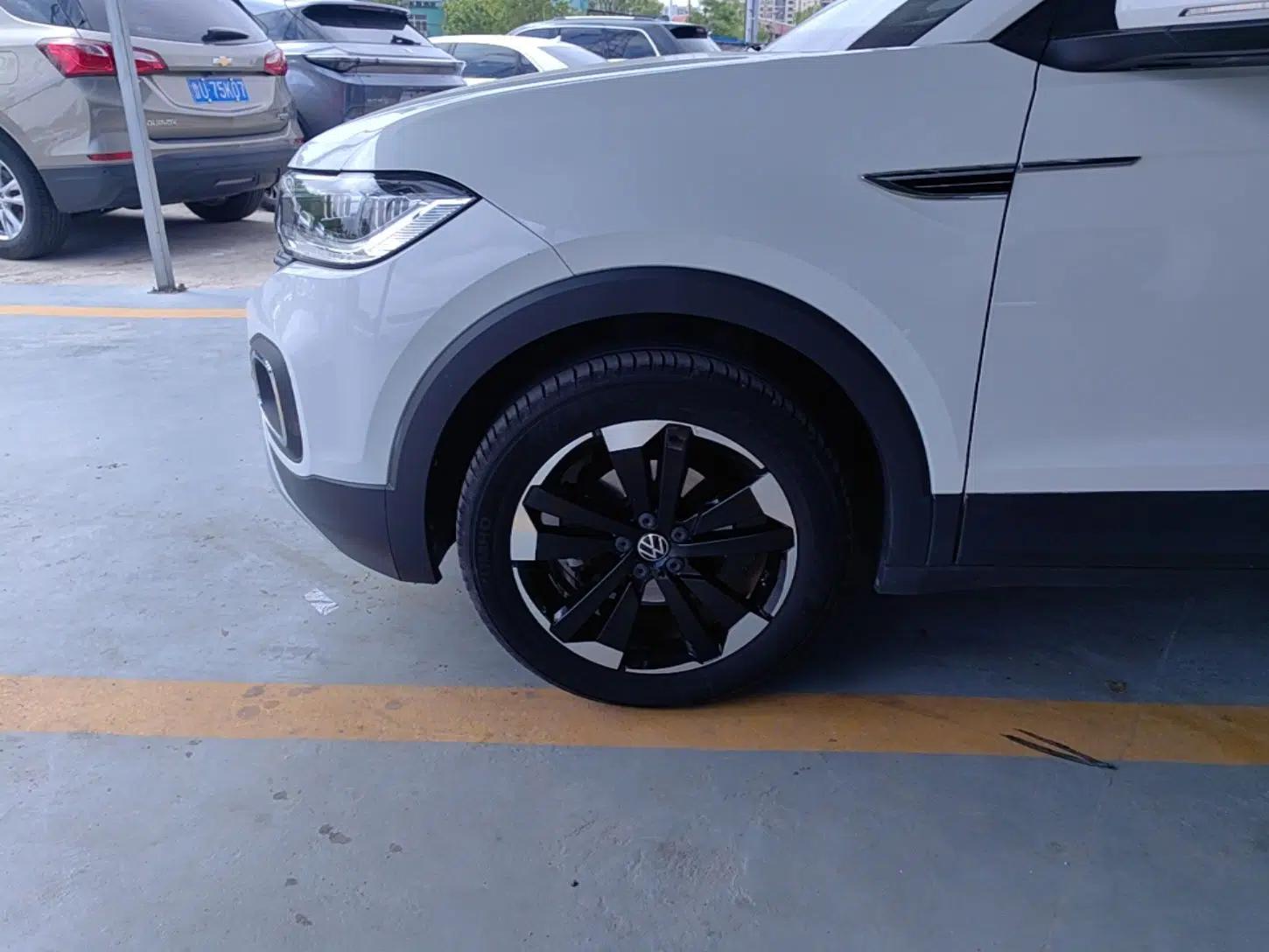Volkswagen Tacqua 2020 1.5L Automatic Yue — миниатюра 9