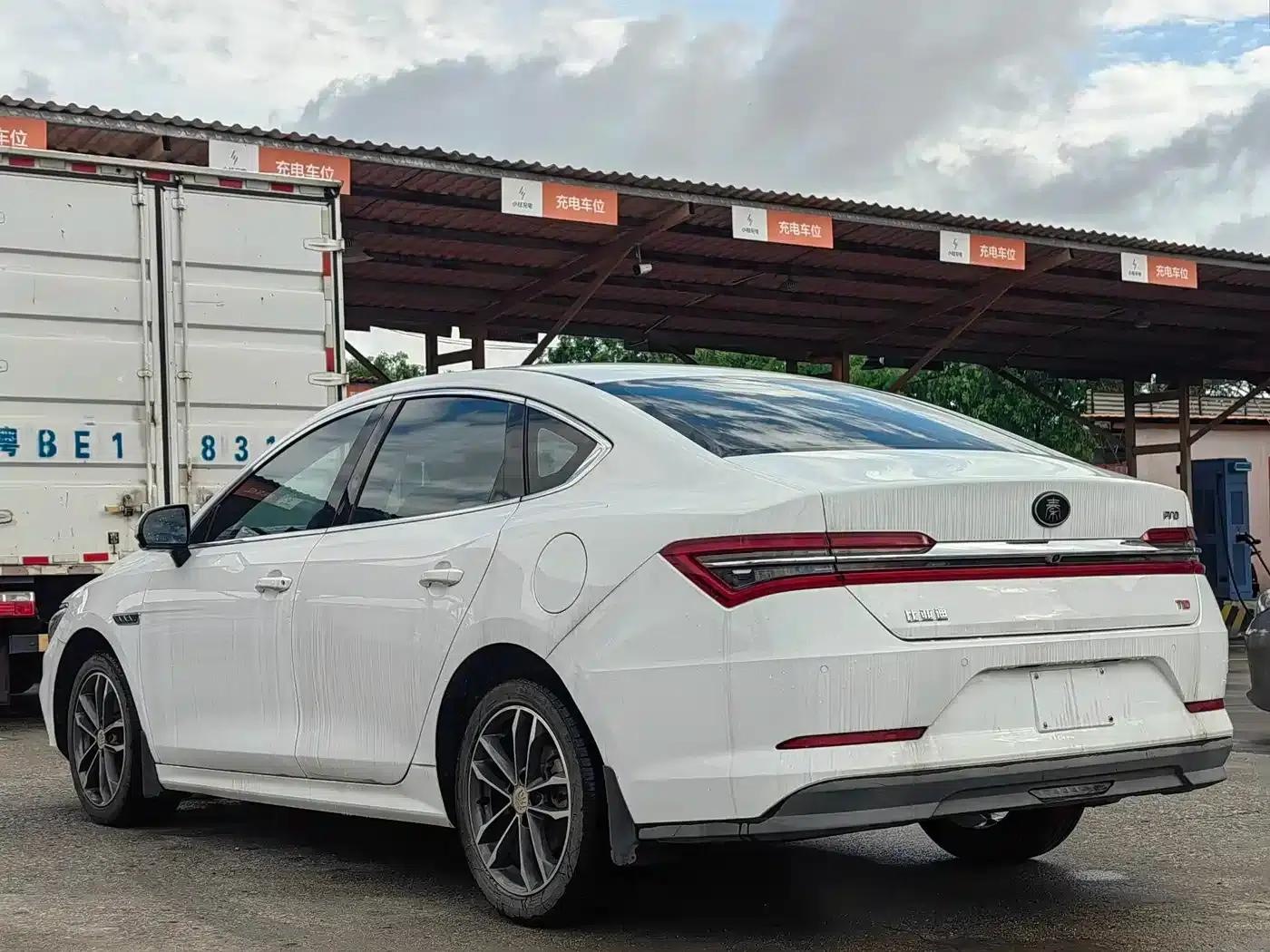 Qin Pro 2019 Super Edition 1.5TI Automatic Intelligent Connected Premium Model (National VI Emission Standard) — миниатюра 4