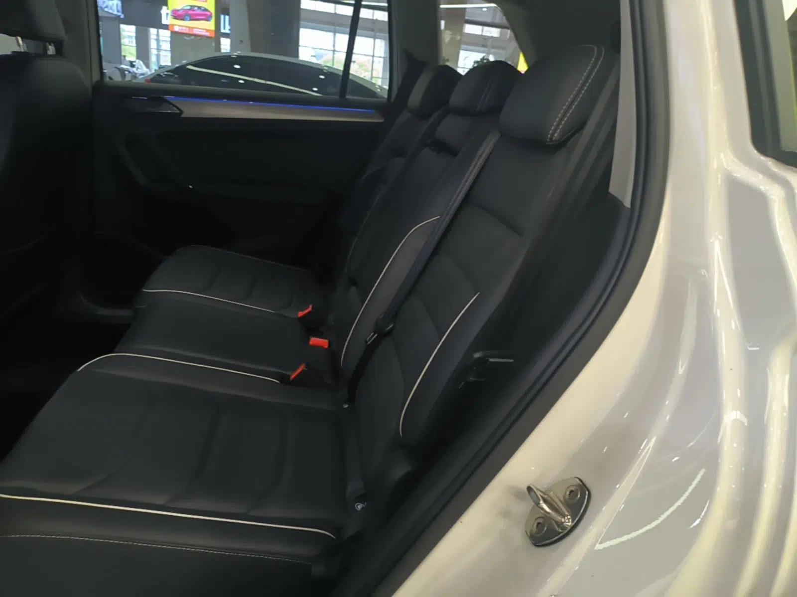 Volkswagen Tiguan L New Energy 2021 430 PHEV Plug-in Hybrid Flagship Edition — миниатюра 20