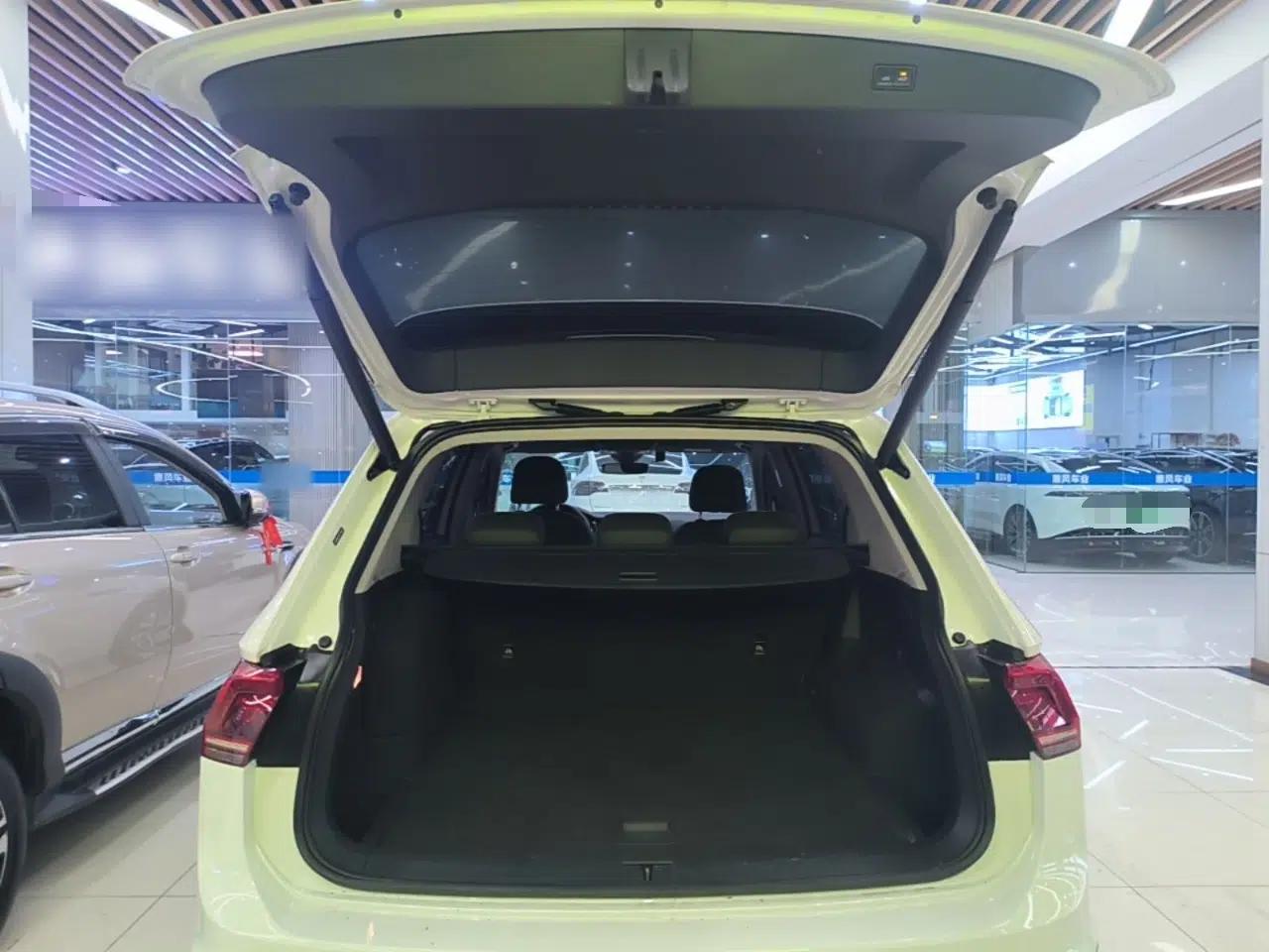 Volkswagen Tiguan L New Energy 2021 430 PHEV Plug-in Hybrid Flagship Edition — миниатюра 22