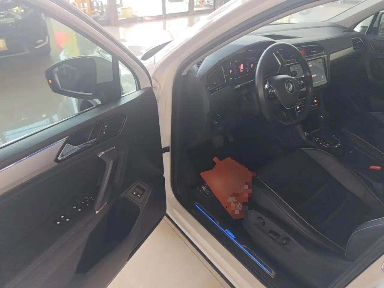 Volkswagen Tiguan L New Energy 2020 430 PHEV Plug-in Hybrid Flagship Edition — миниатюра 19