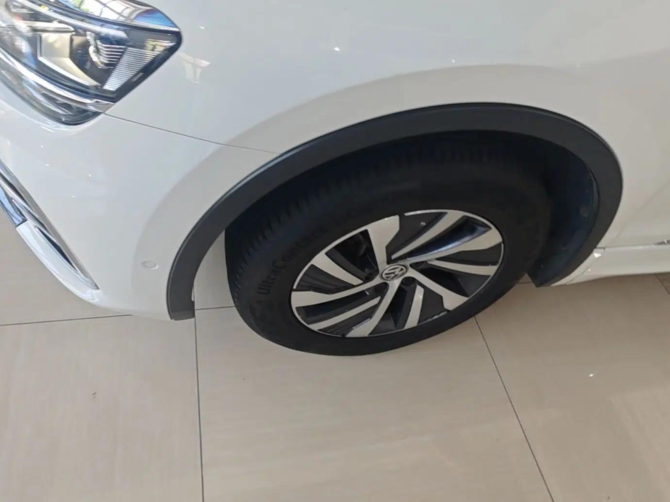Volkswagen Tiguan L New Energy 2020 430 PHEV Plug-in Hybrid Flagship Edition — миниатюра 8