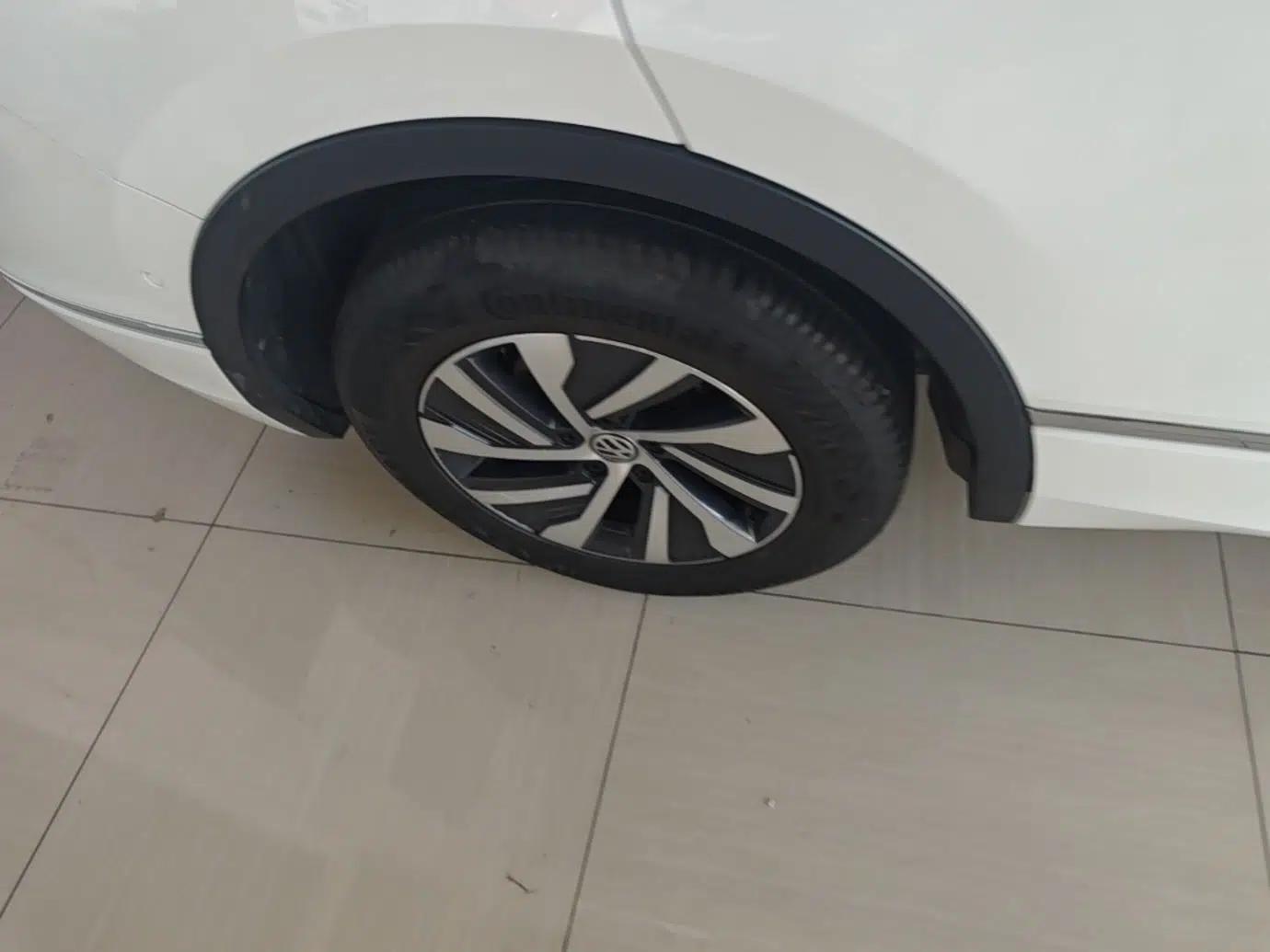 Volkswagen Tiguan L New Energy 2020 430 PHEV Plug-in Hybrid Flagship Edition — миниатюра 10