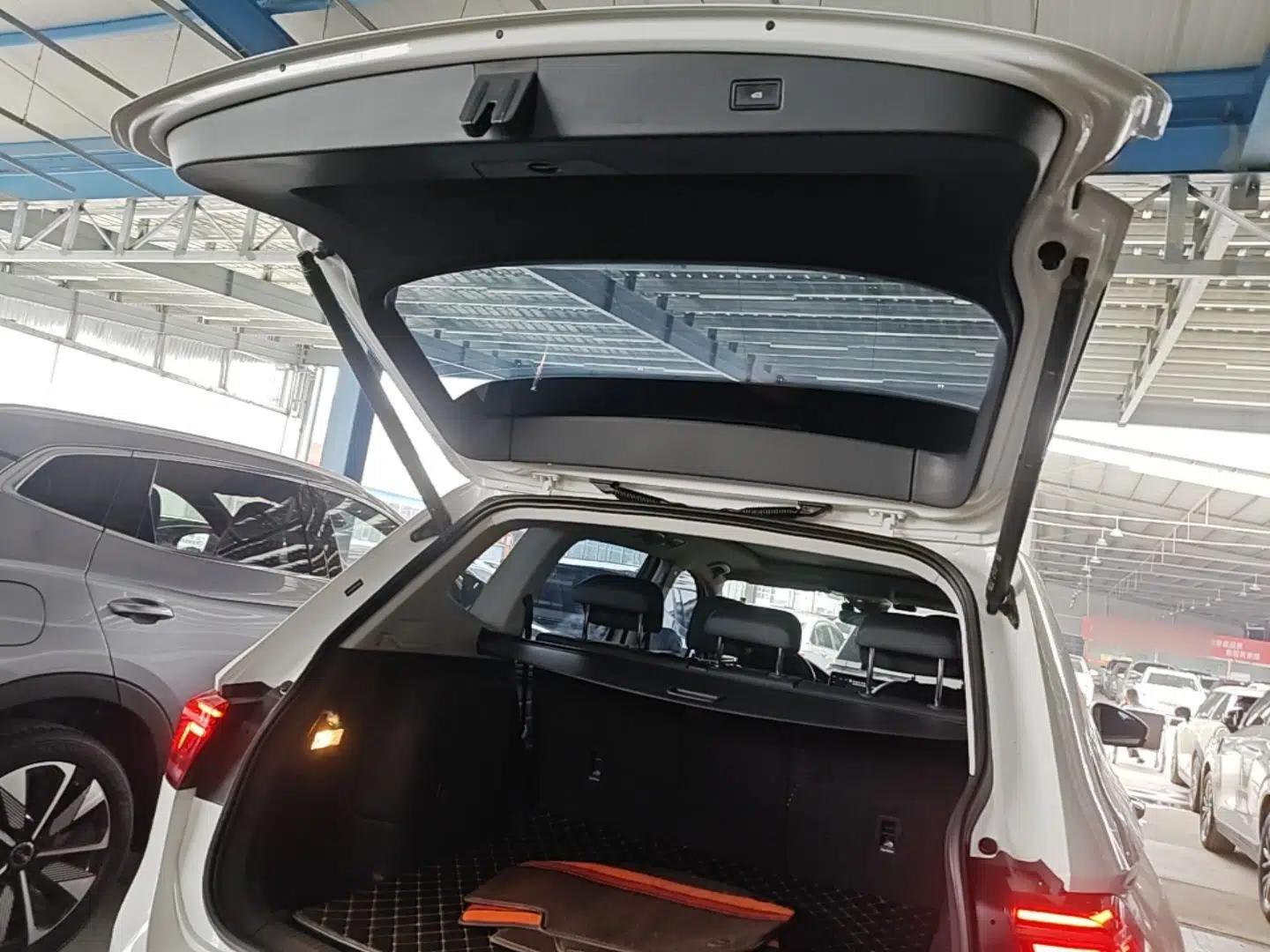 Volkswagen Tiguan L New Energy 2022 430 PHEV Plug-in Hybrid Flagship Edition — миниатюра 22
