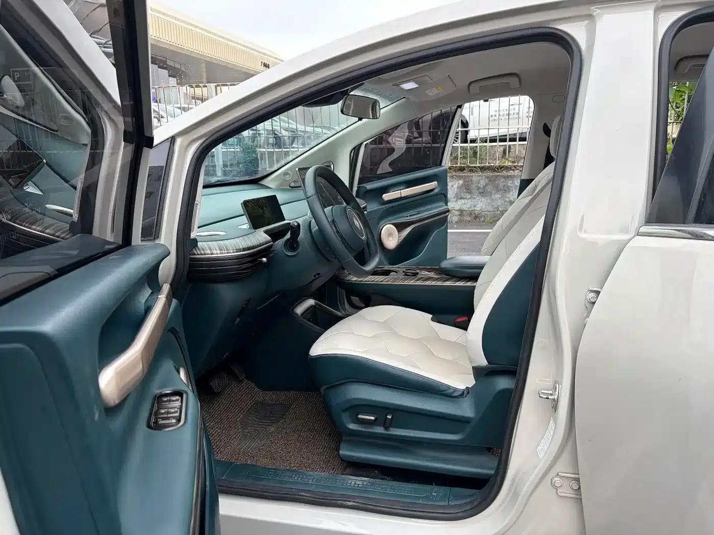 Baojun Cloud 2023 360 Pro — миниатюра 8