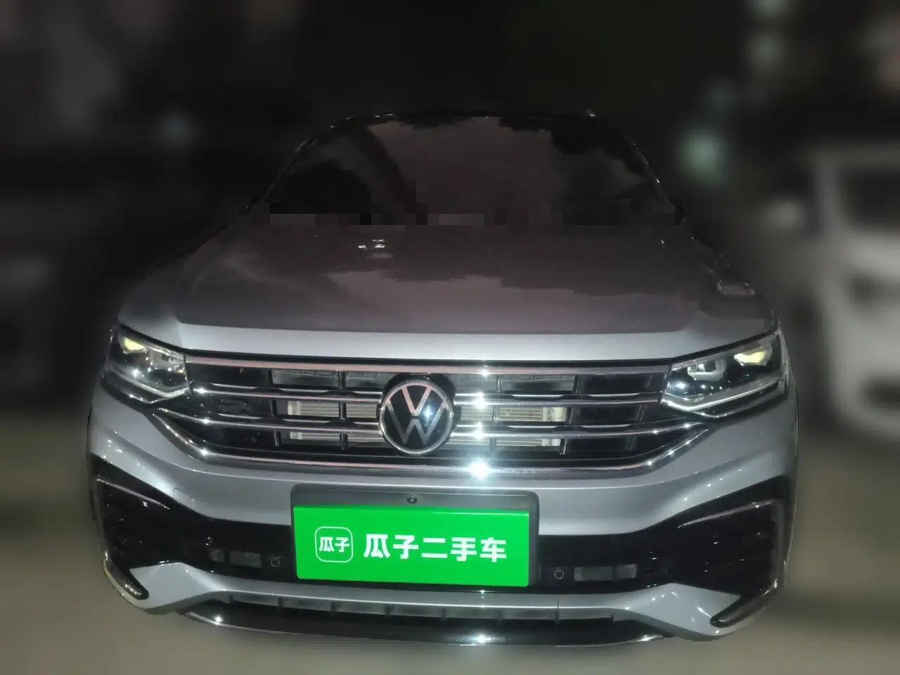 Volkswagen Tiguan X 2022 330TSI Two-Wheel-Drive Flagship Edition — миниатюра 2