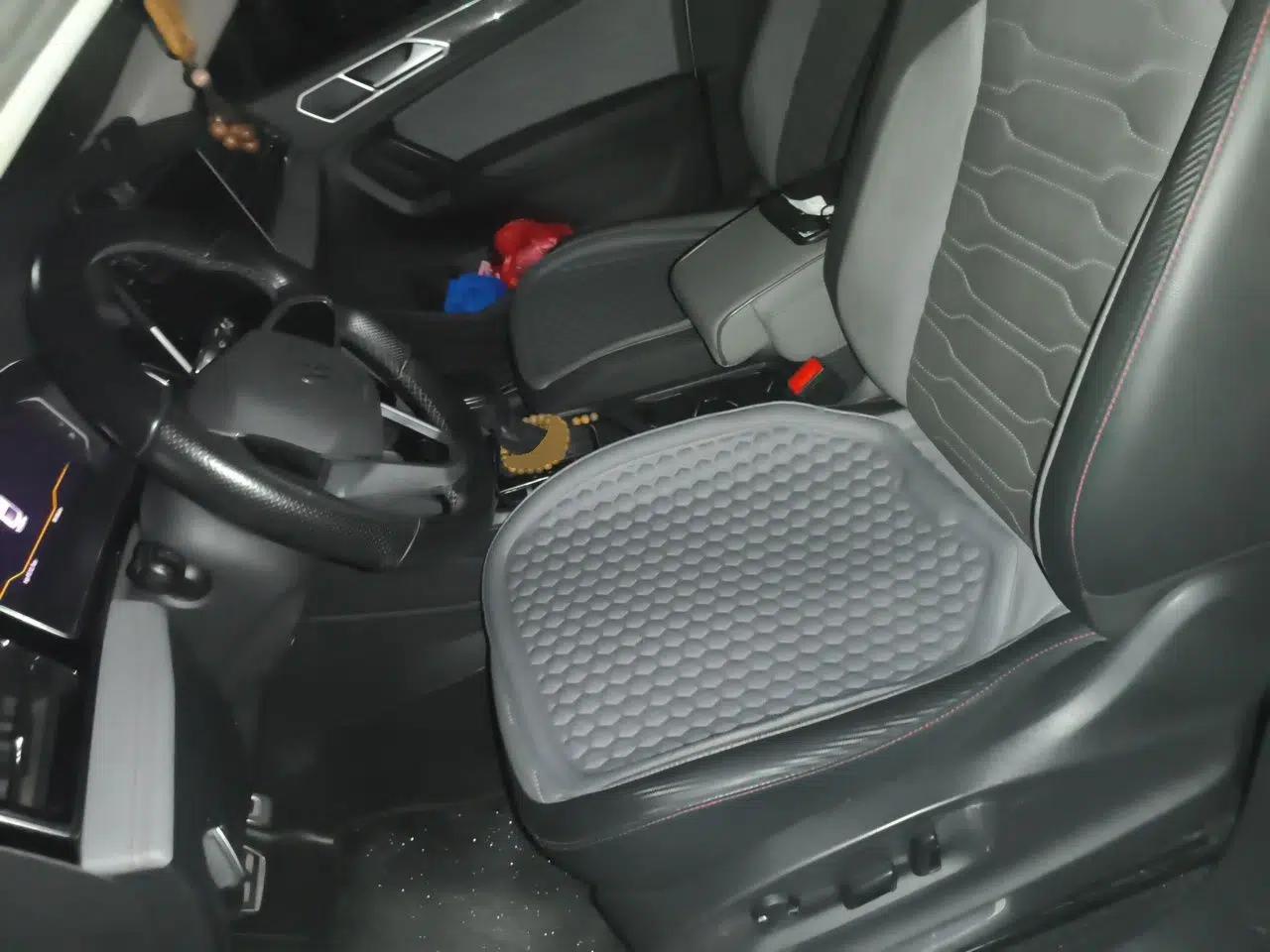 Volkswagen Tiguan X 2022 330TSI Two-Wheel-Drive Flagship Edition — миниатюра 16