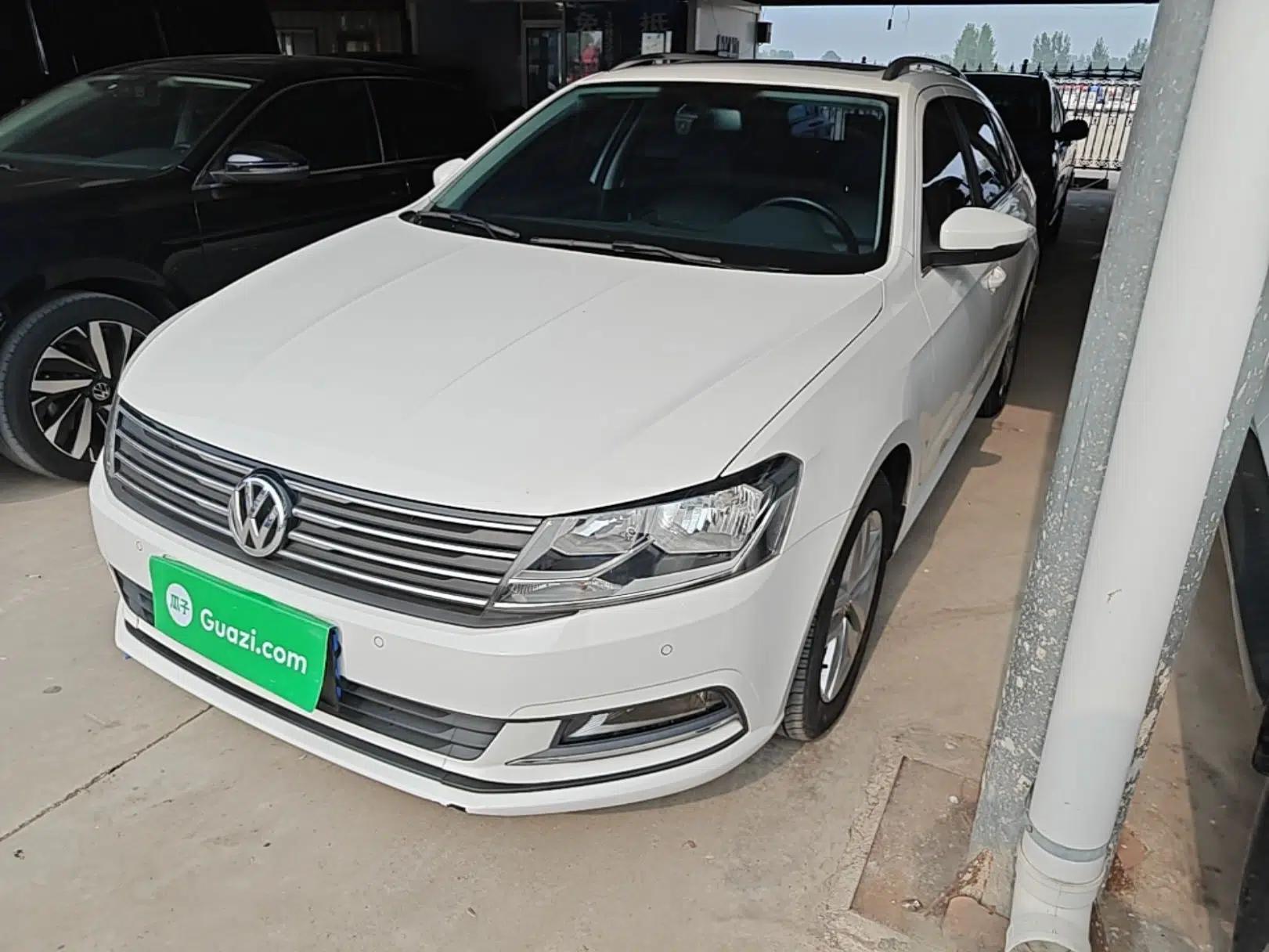 Volkswagen Gran Lavida 2015 230TSI DSG Comfort Edition — миниатюра 1