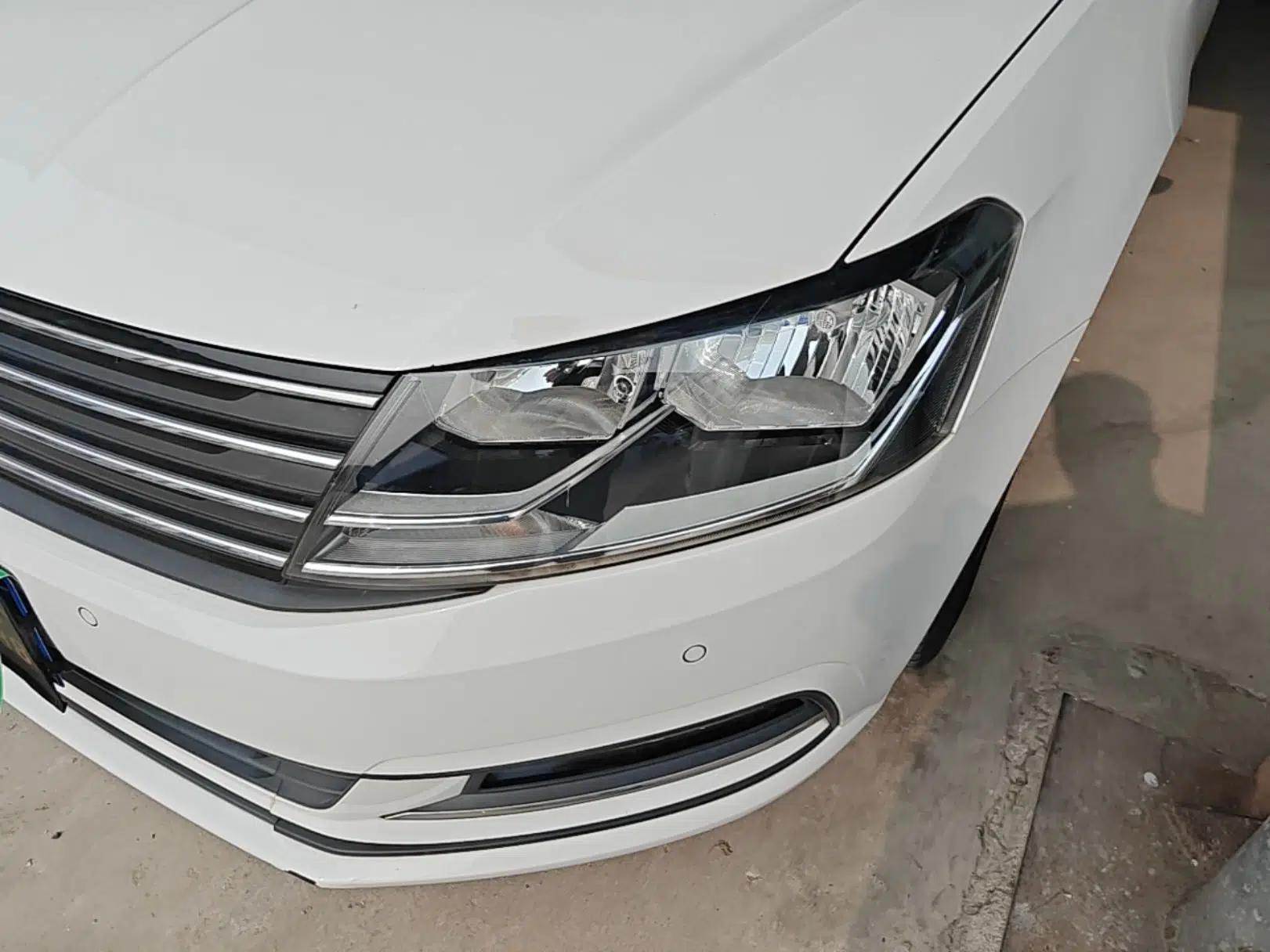 Volkswagen Gran Lavida 2015 230TSI DSG Comfort Edition — миниатюра 9