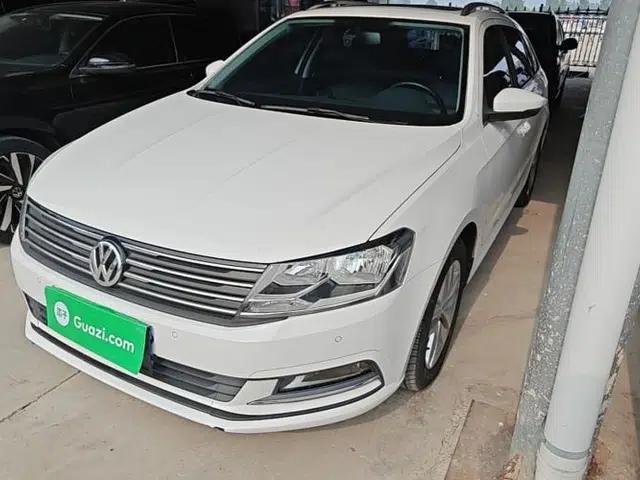 Volkswagen Gran Lavida 2015 230TSI DSG Comfort Edition