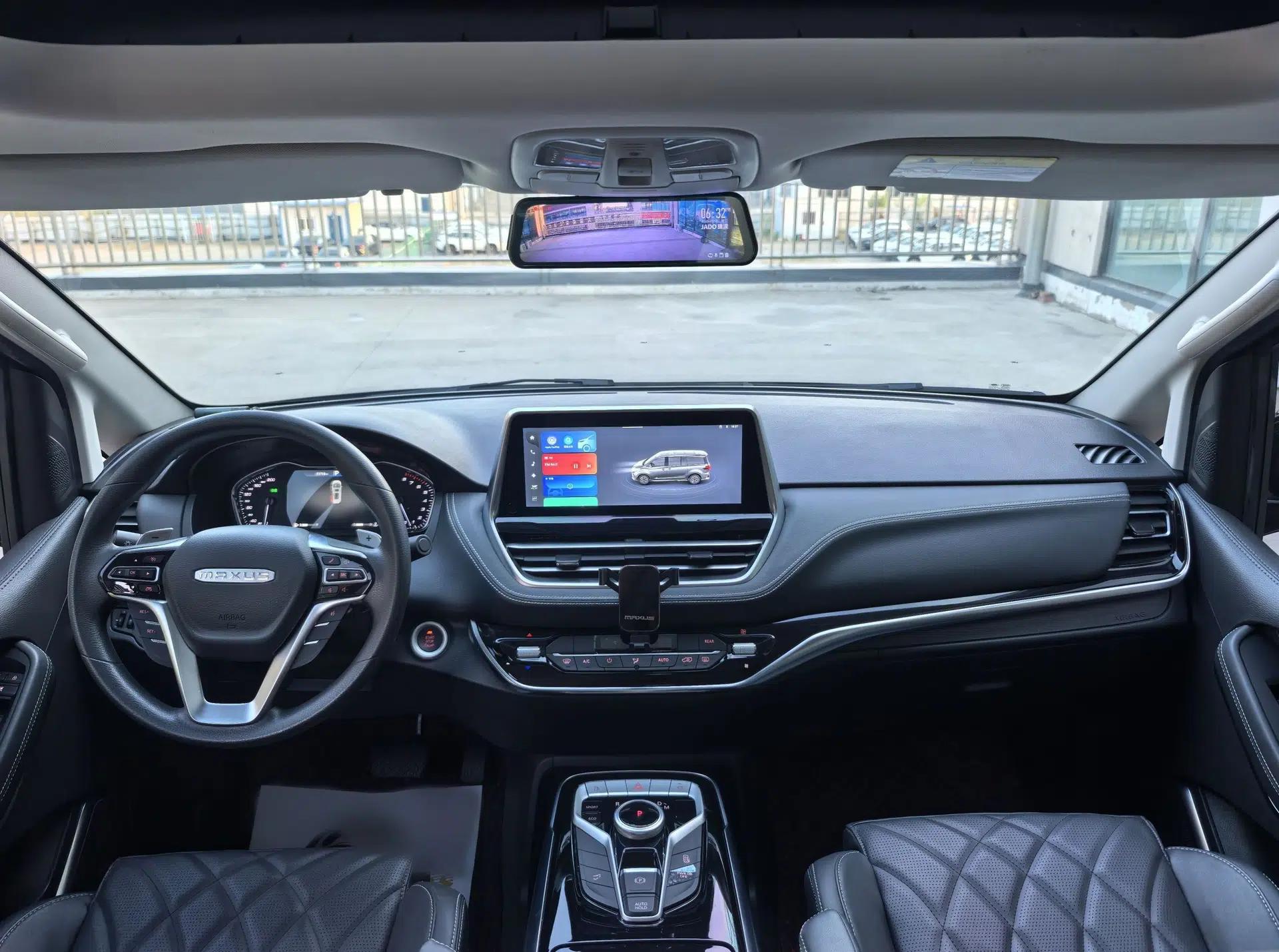 SAIC MAXUS G20 2023 Facelifted PLUS 2.0T Gasoline Automatic Luxury Edition — миниатюра 21