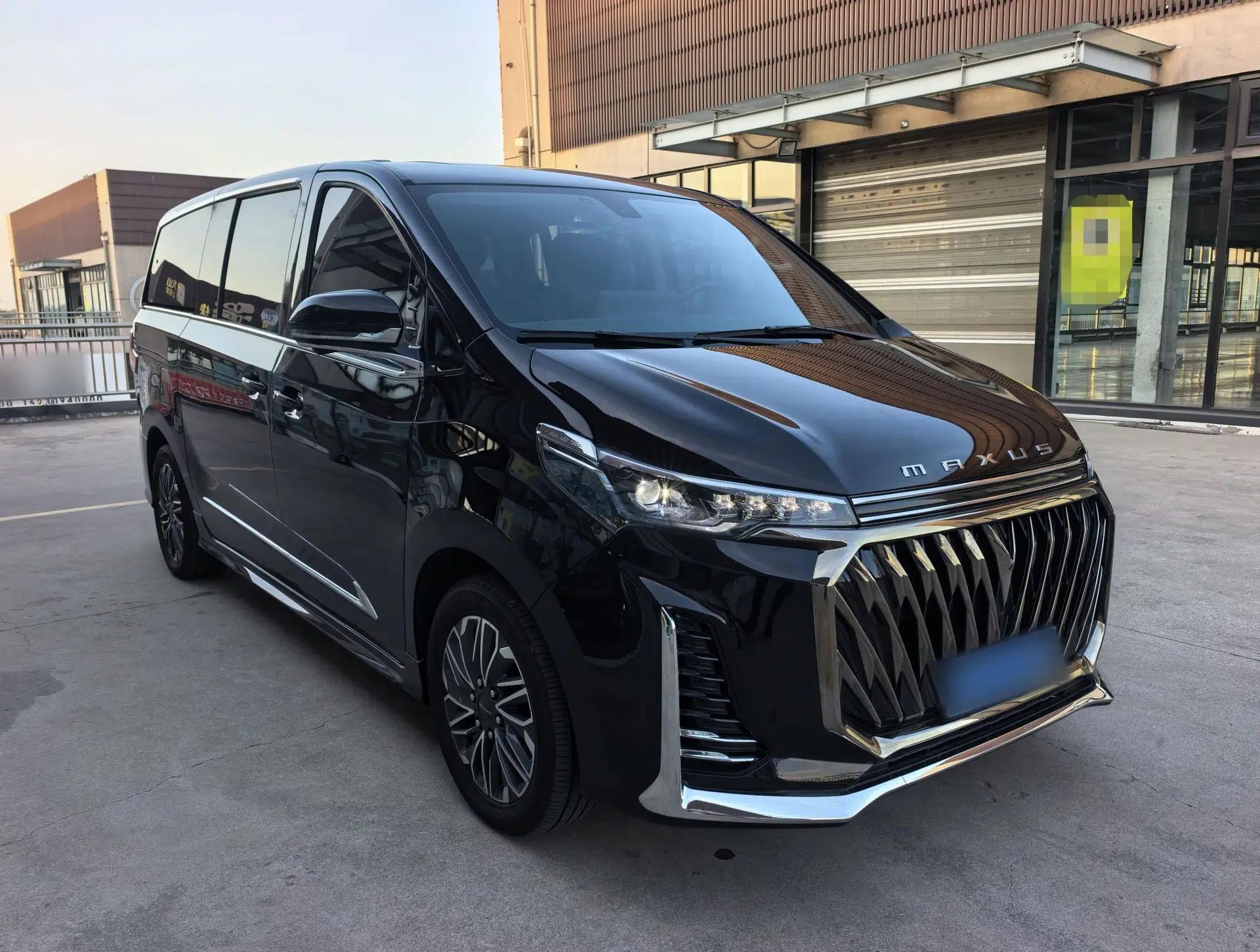 SAIC MAXUS G20 2023 Facelifted PLUS 2.0T Gasoline Automatic Luxury Edition — миниатюра 4